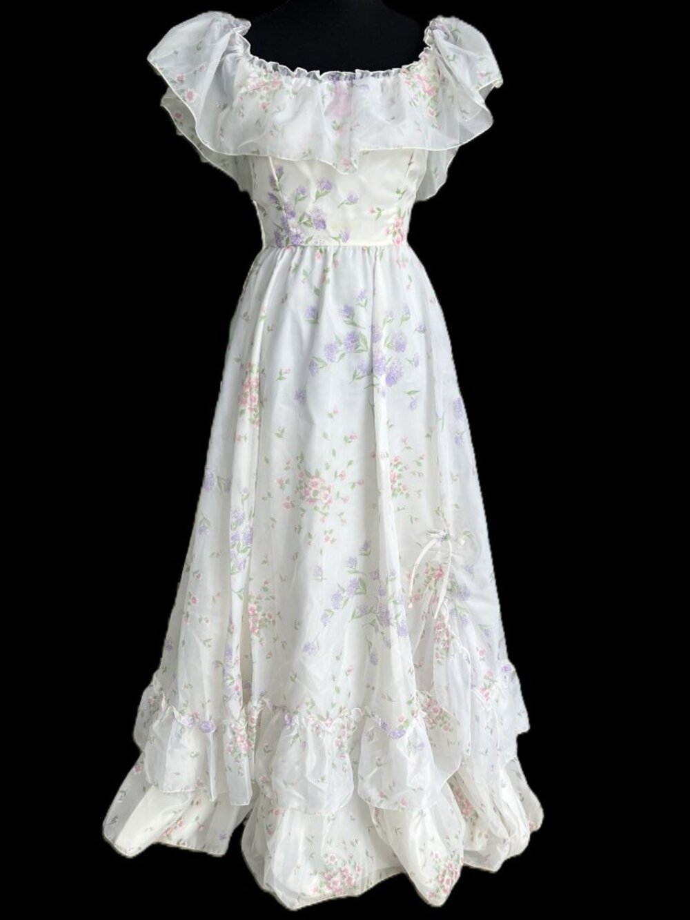 Vintage 70s Size 8 Floral Off The Shoulder Romantic Maxi Dress Union Made USA